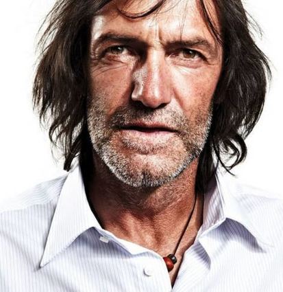 Die Bergsteigerlegende Hans Kammer-lander kommt nach Brühl.