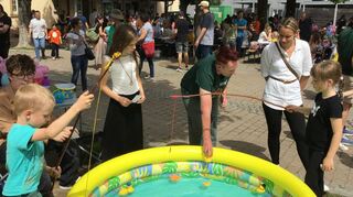 Das Sommerfest der Neulußheimer Markusschule hält für alle Altersklassen etwas parat und verzeichnet daher auch eine entsprechend hohe Besucherzahl.