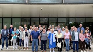 Die VdK-Ortsgruppe zusammen mit dem Landtagsabgeordneten Andreas Sturm (Vierter v. r.) und dem VdK-Ortsvorsitzenden Bodo