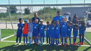 Da können sich die Fußballer des SV 98 so richtig freuen – sie dürfen ins Hoffenheimer Trainingslager reisen.