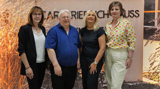 Uschi Auer (v.l.), Dr. Rolf Piffer, Schulleiterin Anja Kaiser und Christine Morys-Gieß-mann bei der Verabschiedung. Ulrich Heckmann fehlt auf dem Bild.