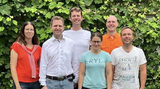 Der erste Brühler Jugendgemeinderat heute: Sara Gelzhäuser, Dr. Jörn-Marc Schmidt, Michael Till, Simone Busch, Dr. Ralf Kronemayer und Alexander Pflug. Bild: Jgr