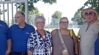 Jürgen Pipgorra (v. l.) , Dieter List und Rolf Hamm (r.) vom Bürgerbusverein zusammen mit den neuen Interessierten Bärbel Rossbund (Mitte, v. l.), Bärbel Eckrich und Thomas Kreichgauer.