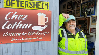 "Bierverkostung und Spa" bietet Lothar Motika in seiner Scheune auf dem TSV-Sportplatz.