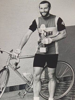 Pedro Leischwitz 1984 bei seiner ersten Teilnahme am Viernheimer Triathlon, wo der damals 25-Jährige den zweiten Platz erreichte.