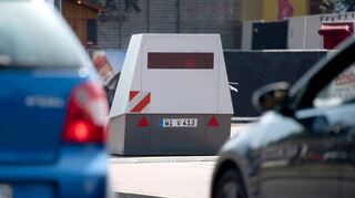 So einen Blitzer-Anhänger fordern die Freien Wähler, um die Raser auf den Altlußheimer Straßen auszubremsen.