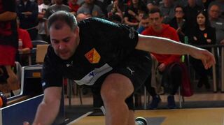 Daniel Aubelj wirft als vierter Eppelheimer beim NBC-Pokal in Apatin. Mit starken 647 Kegeln spielt er den VKC auf Platz drei.