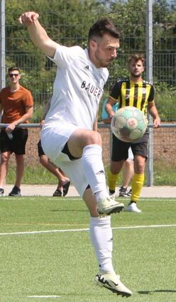 Brühls Routinier Roman Gabauer möchte seiner Mannschaft bei Enosis Mannheim zum Sieg verhelfen.