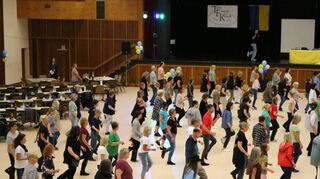 Die Ketscher Rheinhalle wird am kommenden Wochenende zum Treffpunkt aller Linedance-Freunde.