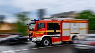 Am Samstag wird über dem Wild-Werksgelände unter anderem eine schwarze Rauchwolke zu sehen sein, die zur Feuerwehrübung gehört.