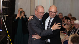 Gelebte deutsch-französische Freundschaft von Jacques Lamblin und René Pöltl.