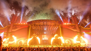 <p>Die Euphoria Stage wird eine der drei Hauptbühnen beim Glücksgefühle Festival 2025 sein.<br></p>