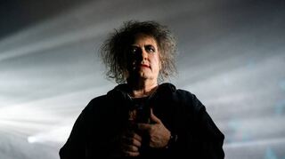 Robert Smith hat mit The Cure acht neue Songs geschrieben.