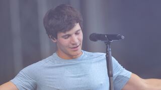 <p>Der deutsche Popstar Wincent Weiss war 2023 und 2024 beim Glücksgefühle Festival. Im Line-up 2025 fehlt er, so wie andere deutsche Stars des Genres.<br></p>