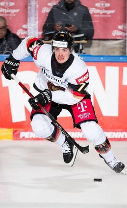 Justin Schütz läuft ab der kommenden Saison für die Adler auf.
