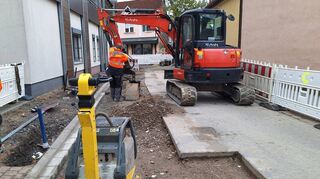 Die Arbeiten in der Ziegelstraße sind mittlerweile noch gut einem Jahr beendet. Unter anderem zur Finanzierung dieser Maßnahme musste im Kernhaushalt ein Kredit von zwei Millionen Euro aufgenommen werden.
