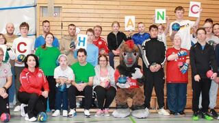 Die Macher des inklusiven Handballs bei der HG stellen ihr neues Sechspunkteprogramm mit dem Titel „Chance“ der Öffentlichkeit vor. Da wird Inklusion im Sport vorgelebt.