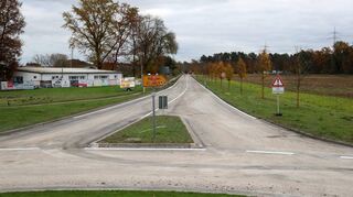 Die Vollsperrung der Landstraße in Richtung St. Leon endet am Samstag, 16. November, dann wandert die Baustelle in Richtung Neulußheim, was zu einer halbseitigen Sperrung der Straße führt.