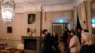 Die Appartements von Kurfürst Carl Theodor und seiner Gattin Elisabeth Auguste im Schloss waren die Kulisse einer Sonderführung mit Dr. Birgit Maul zum Thema „Der Fürst und das weibliche Geschlecht“.