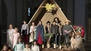 Das Krippenspiel – wie hier aus dem Jahr 2022 – der Katholischen Kirchengemeinde wird den Abschluss des „lebendigen Adventskalenders“ bilden.
