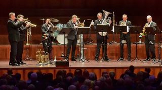 German Brass setzt auch nach 50 Jahren und mit dem Programm „It’s Christmas Time“ im Mannheimer Rosengarten Maßstäbe.