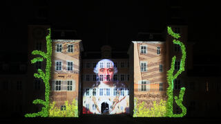 Zu Ehren von Carl-Theodor leuchtete auch das Schloss in seinen Farben