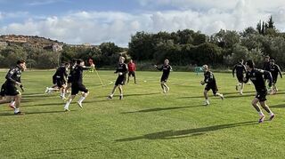 Im spanischen Jerez absolviert Fußball-Drittligist SV Sandhausen aktuell ein Trainingslager zur Vorbereitung auf die zweite Hälfte der Saison. Richtig rund läuft es für die Hardtwaldkicker allerdings nicht.