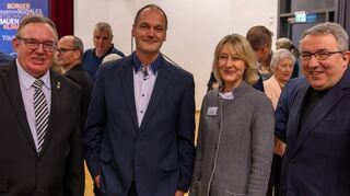 Am Pressetisch: Vize-Redaktionsleiter Andreas Lin (v.l.), der künftige Redaktionsleiter Dirk Jansch, Pressesprecherin Andrea Baisch und Chefredekteur Jürgen Gruler.