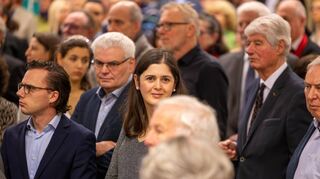 Blick in die Schwetzinger Stadtgesellschaft, die gerne beim Neujahrsemfang im Lutherhaus versammelt war..