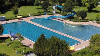 Auf das Freibad kommen in diesem Jahr große Herausforderungen zu.