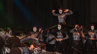 Ganz im Zeichen der Spinne: Die Dancing Girls