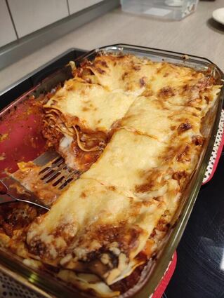 Die Lasagne wurde von den Teilnehmerinnen nach dem gemeinsamen zubereiten verspeist.