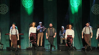 Tanzshow mit Celtic Rhythms in der Stadthalle Hockenheim.