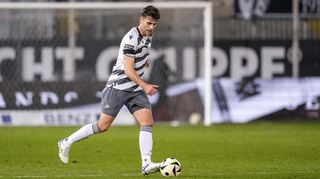Sandhausen-Kapitän Jakob Lewald hatte am Samstag beim FC Ingolstadt das 2:0 auf dem Kopf. Stattdessen ging die Partie noch mit 1:2 verloren - und der SVS gerät immer tiefer in den Abstiegskampf.