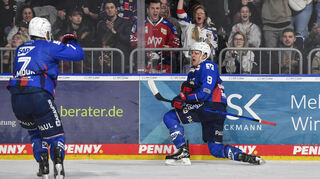 Nach dem 4:3 von Leon Gawanke (r.) waren die Adler drauf und dran, den ersten Saisonsieg gegen Berlin zu feiern.