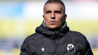 Kenan Kocak (Trainer, Cheftrainer, SVS), Einzelbild, Einzelfoto, Aktion, Action, Porträt, Portrait beim Spiel in der 3. Liga, SV Sandhausen - Energie Cottbus.Foto © PIX-Sportfotos *** Foto ist honorarpflichtig! *** Auf Anfrage in hoeherer Qualitaet/Aufloesung. Belegexemplar erbeten. Veroeffentlichung ausschliesslich fuer journalistisch-publizistische Zwecke. For editorial use only. DFL regulations prohibit any use of photographs as image sequences and/or quasi-video.