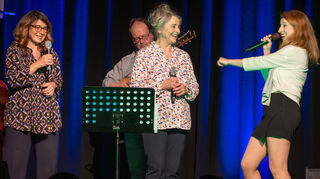 Jazz auf dem Alive-Konzert mit Dagmar Küchlin, Gereon Hoffmann (Gitarre), Ulrike Fiedler und Clarissa Müller & friends