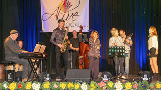 Jamsession mit Werner Freckmann, Klaus Pelzer, Sebastian Mettenheimer, Heinz Willumeit, Dagmar Küchlin, Ulrike Fiedler, Gereon Hoffmann und Clarissa Müller