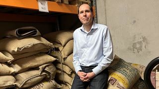 Steffen Schwarz beschäftigt sich seit mehr als einem Vierteljahrhundert intensiv mit Kaffee. In Mannheim betreibt er dazu ein eigenes Forschungs- und Lehrzentrum.