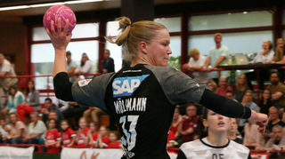 Amelie Möllmann tritt nach ihrem Auslandssemester in Mexiko erstmals in dieser Saison wieder für die Kurpfalz-Bären auf die Platte.