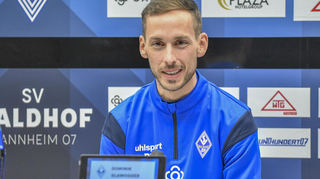 Erste Pressekonferenz als Waldhof-Trainer im Carl-Benz-Stadion: Dominik Glawogger.