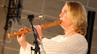 Bettina Alms an der Flöte