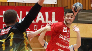 Mit der HG Oftersheim/Schwetzingen erzielt Paul Stier - hier gegen Kornwestheim - beim VfL Pfullingen einen Achtungserfolg.
