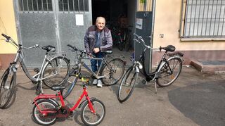 Toni Iskeaf stammt aus Syrien und lebt mit seiner Familie bereits seit 2015 in Hockenheim. Er engagiert sich seit langer Zeit ehrenamtlich beim Hockenheimer Asylnetzwerk und der Neulußheimer Awo.