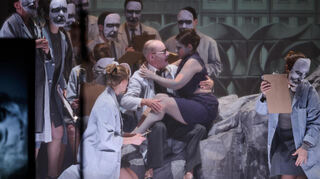 Ein erster Blick ins Musiktheater "Adam & Eva", das am Freitag bei den Festspielen Premiere feiert.