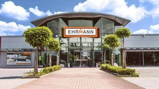 Die Ehrmann-Filiale in Reilingen schließt Ende August. Nun brodelt die Gerüchteküche, wies es mit dem Gebäude danach weitergeht.
