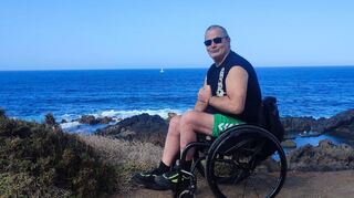 Dass Reisen mit Handicap möglich ist, beweist der Brühler Behindertenbeauftragte Rudi Bamberger mit seinem Urlaubsbild.