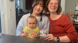 Die japanische Ausstauschschülerin Mika Nishida fühlt sich bei ihrer Gastmutter Sabine Klein und deren Tochter Luzia in Plankstadt sehr wohl.