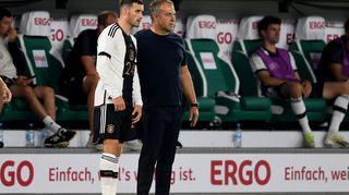 Im September 2023 war es endlich so weit: Gegen Japan wird Pascal Groß vom damaligen Bundestrainer Hansi Flick eingewechselt und feiert sein Länderspieldebüt.