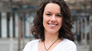 Logopädin Lisa Marek kennt die Probleme aus der Sicht einer Angestellten und einer Selbstständigen.